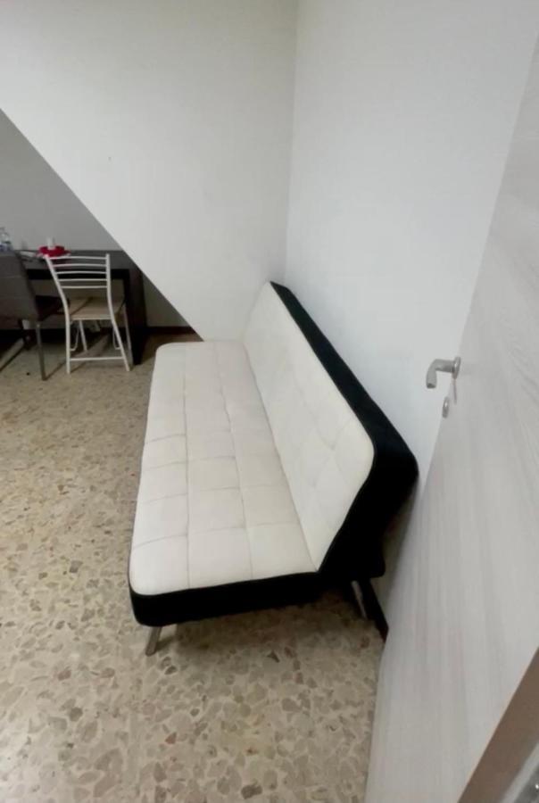 Caf Immobiliare Hotel Modena Bagian luar foto